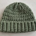 Crochet beanie pattern – finished winter hat